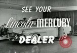 Immagine di Lincoln-Mercury cruscotto di automobile New York City USA, 1949, secondo 20 filmato di repertorio 65675024708