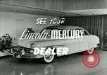 Immagine di Stato del sud Parkway in Lincoln annunci di mercurio New York United States USA, 1949, secondo 17 filmato di repertorio 65675024711