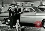 Immagine di Famiglia mostra Lincoln-Mercury auto Long Island New York USA, 1949, secondo 21 filmato di repertorio 65675024712