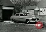 Immagine di Famiglia mostra Lincoln-Mercury auto Long Island New York USA, 1949, secondo 42 filmato di repertorio 65675024712