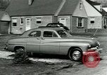 Immagine di Famiglia mostra Lincoln-Mercury auto Long Island New York USA, 1949, secondo 46 filmato di repertorio 65675024712