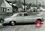 Immagine di Famiglia mostra Lincoln-Mercury auto Long Island New York USA, 1949, secondo 48 filmato di repertorio 65675024712