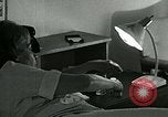 Immagine di Il sovradosaggio di farmaco United States USA, 1966, secondo 20 filmato di repertorio 65675024720