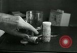 Immagine di Il sovradosaggio di farmaco United States USA, 1966, secondo 36 filmato di repertorio 65675024720