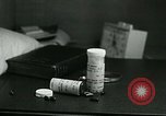 Immagine di Il sovradosaggio di farmaco United States USA, 1966, secondo 42 filmato di repertorio 65675024720