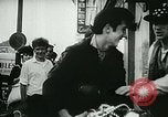 Immagine di Il sovradosaggio di farmaco United States USA, 1966, secondo 45 filmato di repertorio 65675024720
