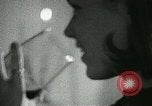 Immagine di Il sovradosaggio di farmaco United States USA, 1966, secondo 54 filmato di repertorio 65675024720
