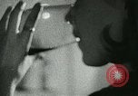 Immagine di Il sovradosaggio di farmaco United States USA, 1966, secondo 55 filmato di repertorio 65675024720