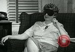 Immagine di L'abuso di droga United States USA, 1966, secondo 30 filmato di repertorio 65675024721