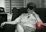 Immagine di L'abuso di droga United States USA, 1966, secondo 31 filmato di repertorio 65675024721