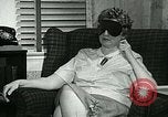 Immagine di L'abuso di droga United States USA, 1966, secondo 36 filmato di repertorio 65675024721