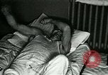 Standbild James Goddard sprechen über Drogen United States USA, 1966, aus Sekunde 48 historischem Filmmaterial Videoclip 65675024722