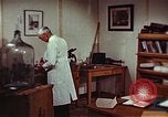 Immagine di Penicillina United States USA, 1950, secondo 55 filmato di repertorio 65675024752