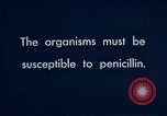Immagine di Penicillina United States USA, 1950, secondo 27 filmato di repertorio 65675024757