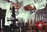 Immagine di Penicillina United States USA, 1950, secondo 58 filmato di repertorio 65675024759