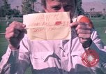 Standbild Golf und Schwimmen in den 70er Jahren Las Vegas Las Vegas Nevada USA, 1976, aus Sekunde 1 historischem Filmmaterial Videoclip 65675024764