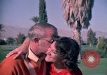 Standbild Golf und Schwimmen in den 70er Jahren Las Vegas Las Vegas Nevada USA, 1976, aus Sekunde 12 historischem Filmmaterial Videoclip 65675024764