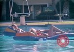 Standbild Golf und Schwimmen in den 70er Jahren Las Vegas Las Vegas Nevada USA, 1976, aus Sekunde 42 historischem Filmmaterial Videoclip 65675024764