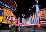 Standbild Casinos Las Vegas Nevada USA, 1976, aus Sekunde 12 historischem Filmmaterial Videoclip 65675024765