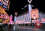 Standbild Casinos Las Vegas Nevada USA, 1976, aus Sekunde 14 historischem Filmmaterial Videoclip 65675024765