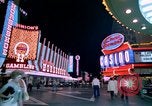 Standbild Casinos Las Vegas Nevada USA, 1976, aus Sekunde 18 historischem Filmmaterial Videoclip 65675024765