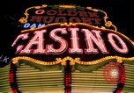 Standbild Casinos Las Vegas Nevada USA, 1976, aus Sekunde 39 historischem Filmmaterial Videoclip 65675024765