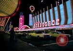 Standbild Casinos Las Vegas Nevada USA, 1976, aus Sekunde 43 historischem Filmmaterial Videoclip 65675024765