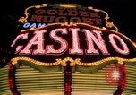 Standbild Casinos Las Vegas Nevada USA, 1976, aus Sekunde 54 historischem Filmmaterial Videoclip 65675024765
