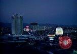 Standbild Casinos Las Vegas Nevada USA, 1976, aus Sekunde 30 historischem Filmmaterial Videoclip 65675024766