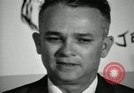Standbild der Mensch spricht United States USA, 1966, aus Sekunde 12 historischem Filmmaterial Videoclip 65675024772