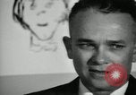 Standbild der Mensch spricht United States USA, 1966, aus Sekunde 13 historischem Filmmaterial Videoclip 65675024772