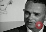 Standbild der Mensch spricht United States USA, 1966, aus Sekunde 15 historischem Filmmaterial Videoclip 65675024772