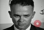 Standbild der Mensch spricht United States USA, 1966, aus Sekunde 24 historischem Filmmaterial Videoclip 65675024772
