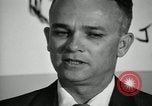 Standbild der Mensch spricht United States USA, 1966, aus Sekunde 34 historischem Filmmaterial Videoclip 65675024772