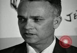 Standbild der Mensch spricht United States USA, 1966, aus Sekunde 37 historischem Filmmaterial Videoclip 65675024772