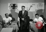 Standbild der Mensch spricht United States USA, 1966, aus Sekunde 46 historischem Filmmaterial Videoclip 65675024772