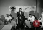 Standbild der Mensch spricht United States USA, 1966, aus Sekunde 57 historischem Filmmaterial Videoclip 65675024772