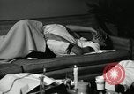 Standbild Lysergic Acid diethylamide illegalen Drogenmissbrauch Opfer United States USA, 1966, aus Sekunde 33 historischem Filmmaterial Videoclip 65675024773