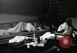 Standbild Lysergic Acid diethylamide illegalen Drogenmissbrauch Opfer United States USA, 1966, aus Sekunde 48 historischem Filmmaterial Videoclip 65675024773