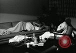Standbild Lysergic Acid diethylamide illegalen Drogenmissbrauch Opfer United States USA, 1966, aus Sekunde 51 historischem Filmmaterial Videoclip 65675024773
