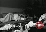 Standbild Lysergic Acid diethylamide illegalen Drogenmissbrauch Opfer United States USA, 1966, aus Sekunde 55 historischem Filmmaterial Videoclip 65675024773