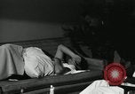 Standbild Lysergic Acid diethylamide illegalen Drogenmissbrauch Opfer United States USA, 1966, aus Sekunde 62 historischem Filmmaterial Videoclip 65675024773