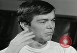 Image Interview de LSD drug user United States USA, 1966, de la seconde 25 séquences d'archives historiques vidéo 65675024774