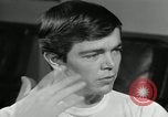 Image Interview de LSD drug user United States USA, 1966, de la seconde 27 séquences d'archives historiques vidéo 65675024774