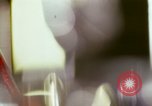 Image des activités de laboratoire United States USA, 1966, de la seconde 11 séquences d'archives historiques vidéo 65675024775