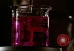 Image Le diéthylamide de l'acide lysergique imagerie parti United States USA, 1966, de la seconde 47 séquences d'archives historiques vidéo 65675024776