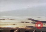 Standbild Sunrise Vietnam, 1966, aus Sekunde 23 historischem Filmmaterial Videoclip 65675024779