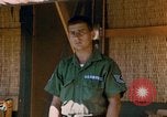 Standbild Bekämpfung Pilot Vietnam, 1966, aus Sekunde 35 historischem Filmmaterial Videoclip 65675024783
