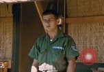 Standbild Bekämpfung Pilot Vietnam, 1966, aus Sekunde 39 historischem Filmmaterial Videoclip 65675024783