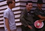 Image salle à manger Vietnam, 1966, de la seconde 15 séquences d'archives historiques vidéo 65675024797